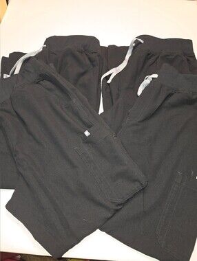 4 pair of Figs Scrub Pants traditional bottoms 7 pockets Black size XL